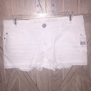Juniors size 7 white shorts with lace trim
